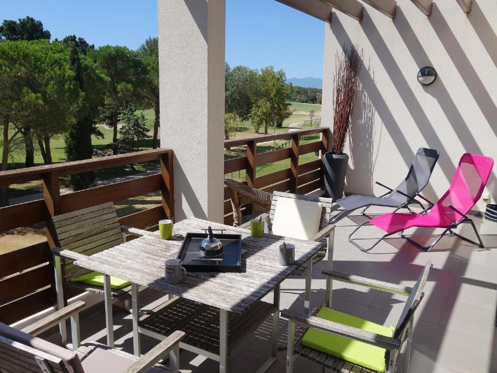 Vert Paradis - Vue Apaisante Sur Golf, Pins Parasols, 2E Etage - 80 M2 Dont Terrasse Avec Pergola, 2 Chambres, 3Et Iles, 3 Clim, Wifi - Piscine, Parking Et Park A Velos, Ascenseur - En Option Linge, Menage - Pistes Cyclables, Mer A Proximite Saint-Cyprien Kültér fotó